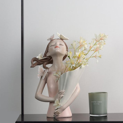 Della Nordic Flower Vase